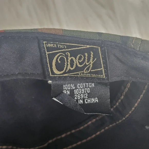 👽 Obey Camouflage Cap 👽
